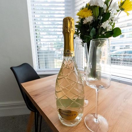 Bay City Studio Apartments By Staying-Away Cardiff Eksteriør billede